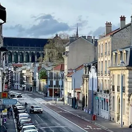 Studio A 800M De La Cathedrale Reims Exterior foto